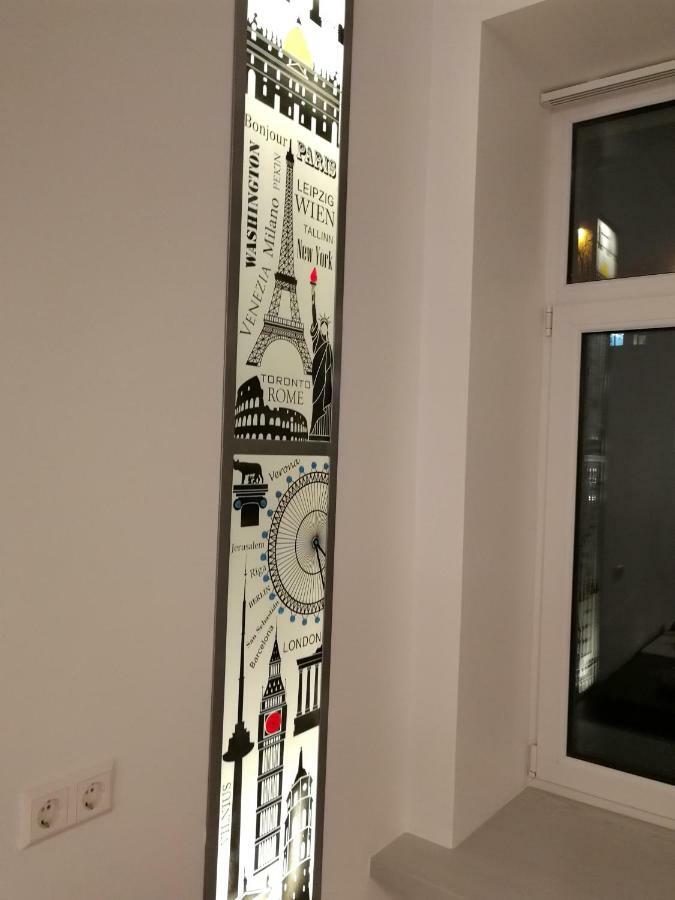 Vilnius Apartment With Stained Glass מראה חיצוני תמונה