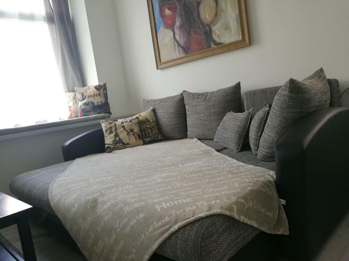 Vilnius Apartment With Stained Glass מראה חיצוני תמונה