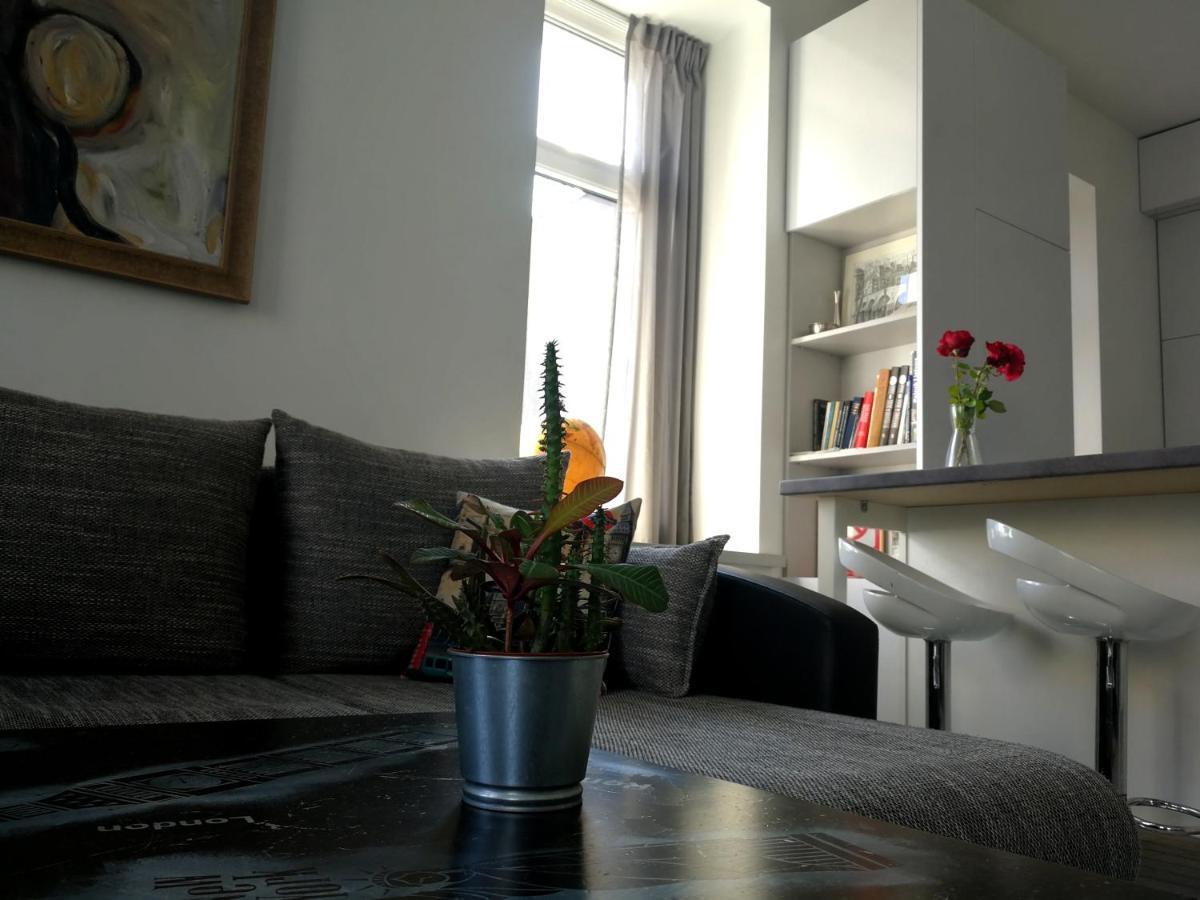 Vilnius Apartment With Stained Glass מראה חיצוני תמונה
